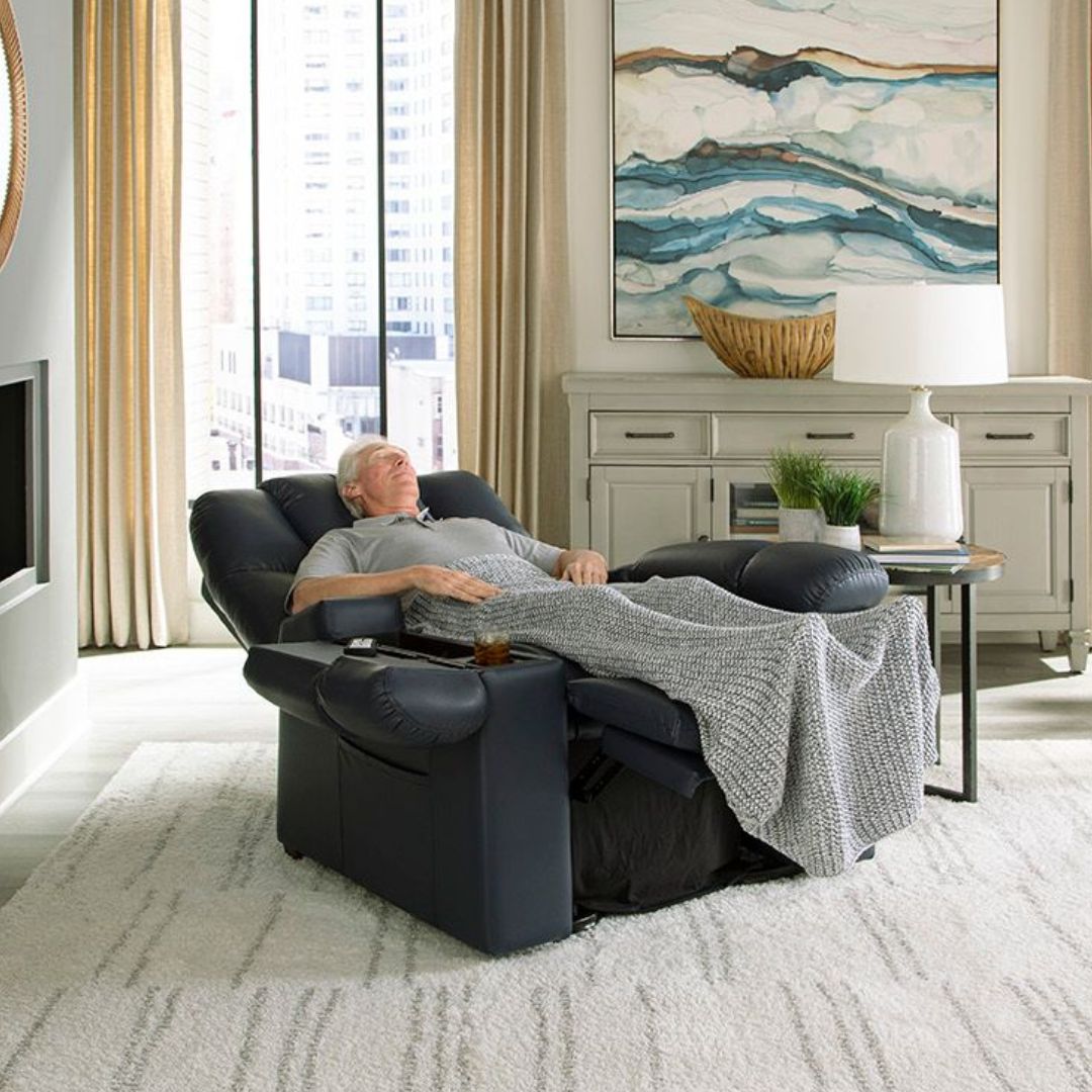 Experience the Regal Comfort of the PR504 Lift Chair